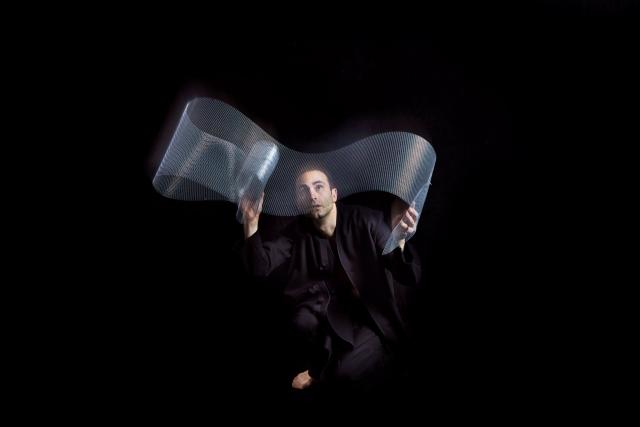 "Nowhere" de Khalid Abdalla